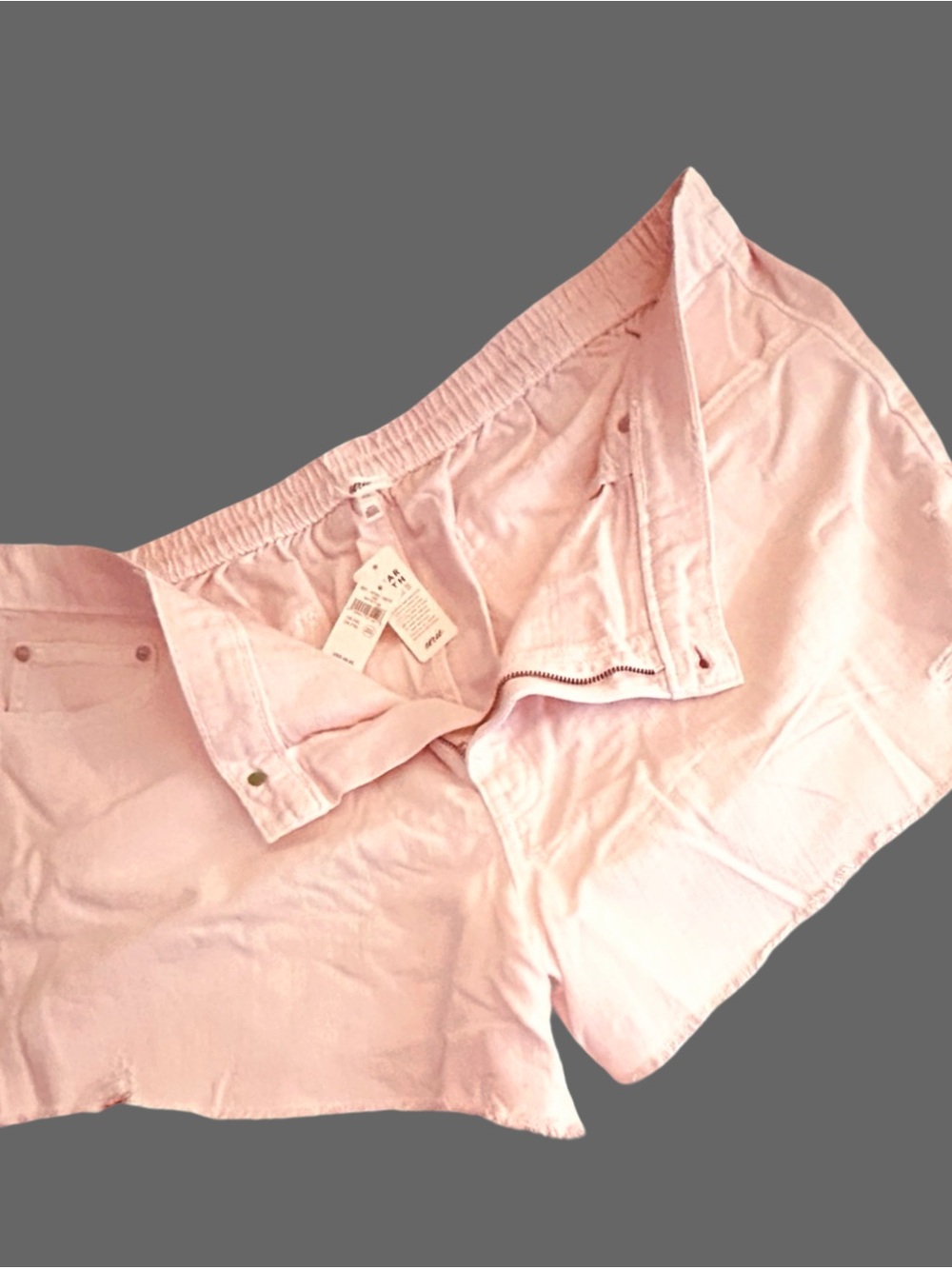 NWT! AERIE DAYDREAM DEMIM LT. PINK,FRAYED HEM, XXL, REGULAR RISE, 4”INSEAM.